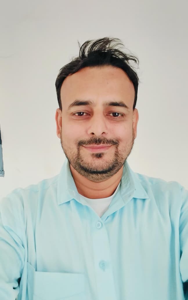 Photo of Dr. Dilip Kumar Thakur